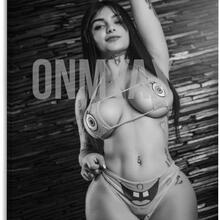  Nude
