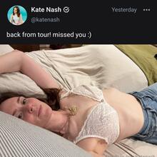  Nude