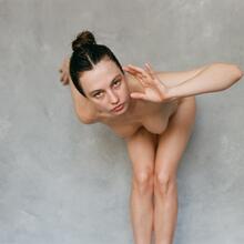  Nude