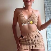  Nude
