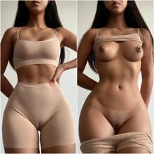 Nude