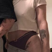  Nude