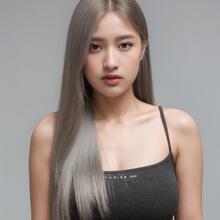  Nude