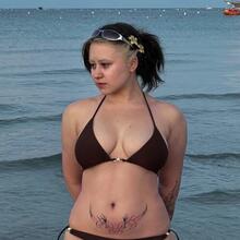  Nude