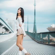  Nude