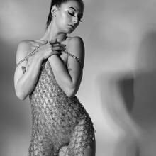  Nude