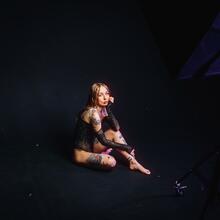  Nude