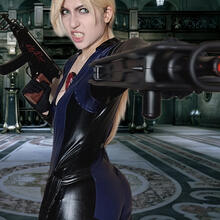  Nude