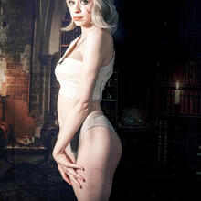  Nude