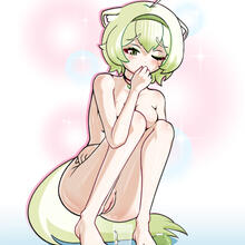  Nude