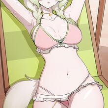  Nude