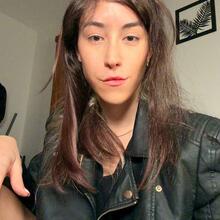  Nude