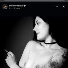  Nude