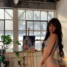  Nude