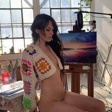  Nude