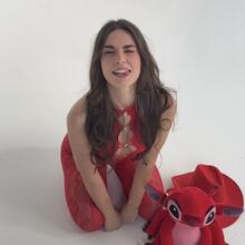  Nude