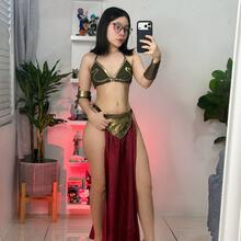  Nude