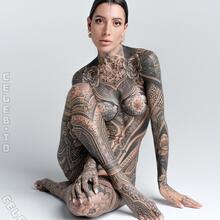  Nude