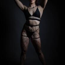  Nude