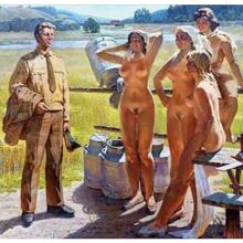  Nude