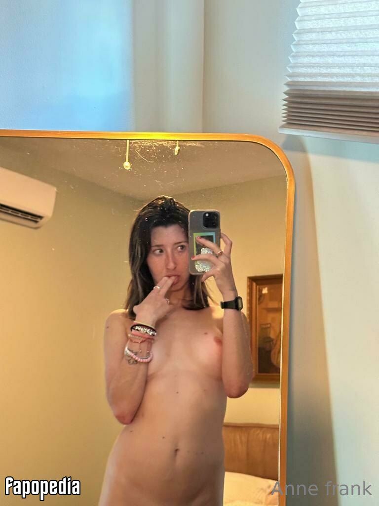 Lil Ann3frank Nude OnlyFans Leaks
