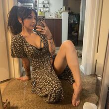  Nude