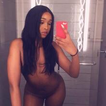  Nude