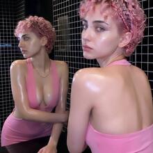  Nude