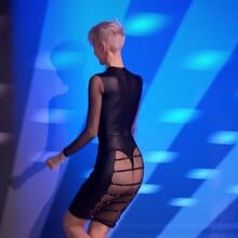  Nude
