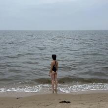 Nude