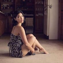  Nude