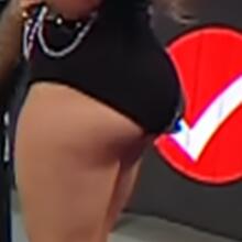  Nude