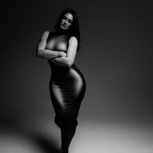  Nude