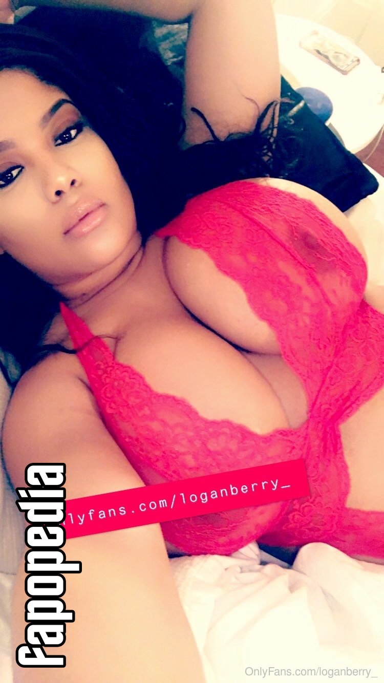 Loganberry_ Nude OnlyFans Leaks