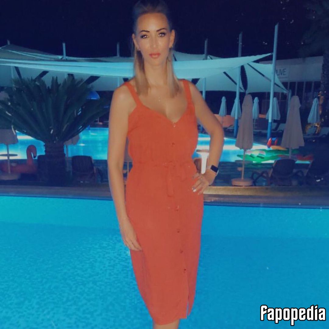 Lorna Gilly Nude Leaks - Photo #1476580 - Fapopedia