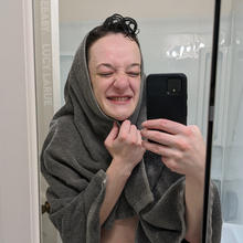  Nude