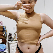  Nude