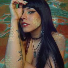  Nude