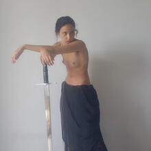  Nude