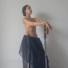  Nude