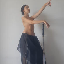  Nude
