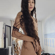  Nude