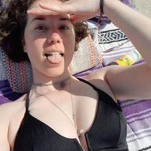  Nude