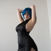  Nude
