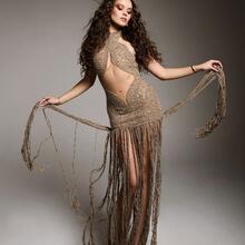  Nude