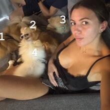  Nude