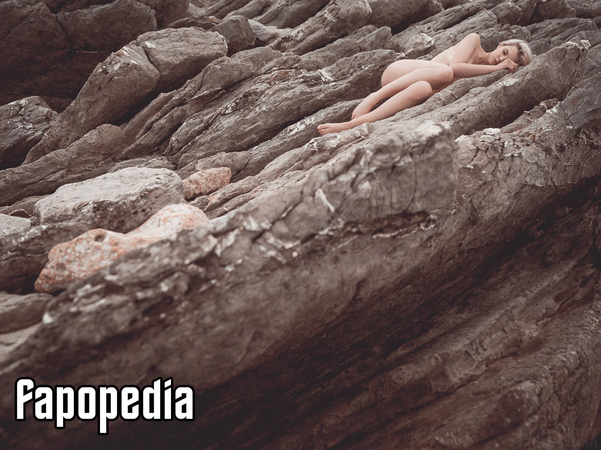 Mara Bella Nude Leaks
