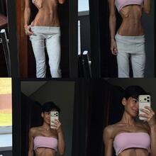  Nude