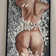  Nude