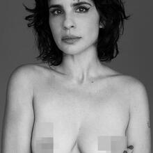  Nude